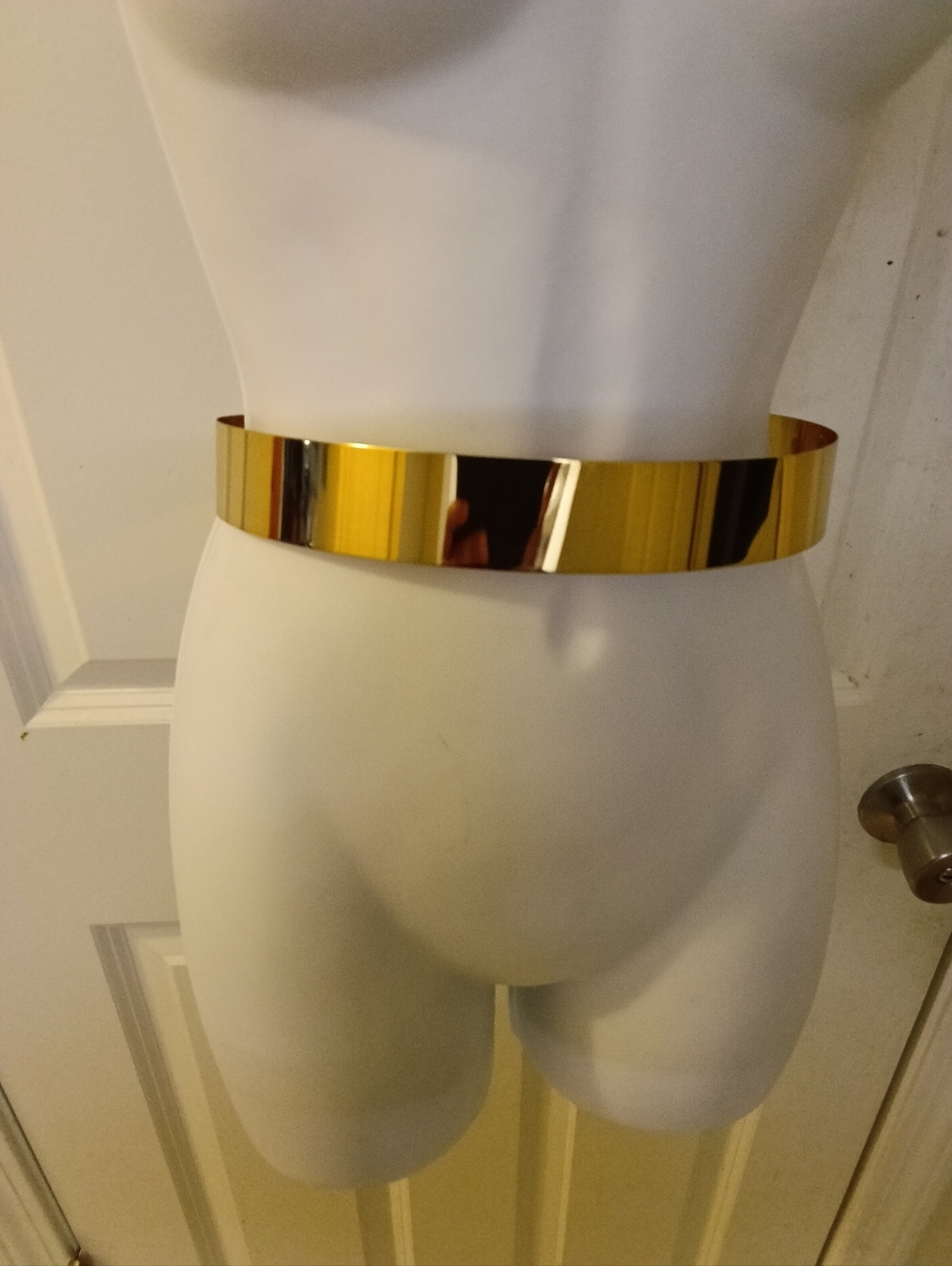 Gold Metal Waist Belt — Sleek Statement Belt (Gold) One Size Adjustable Any Size - Picture 3 of 5